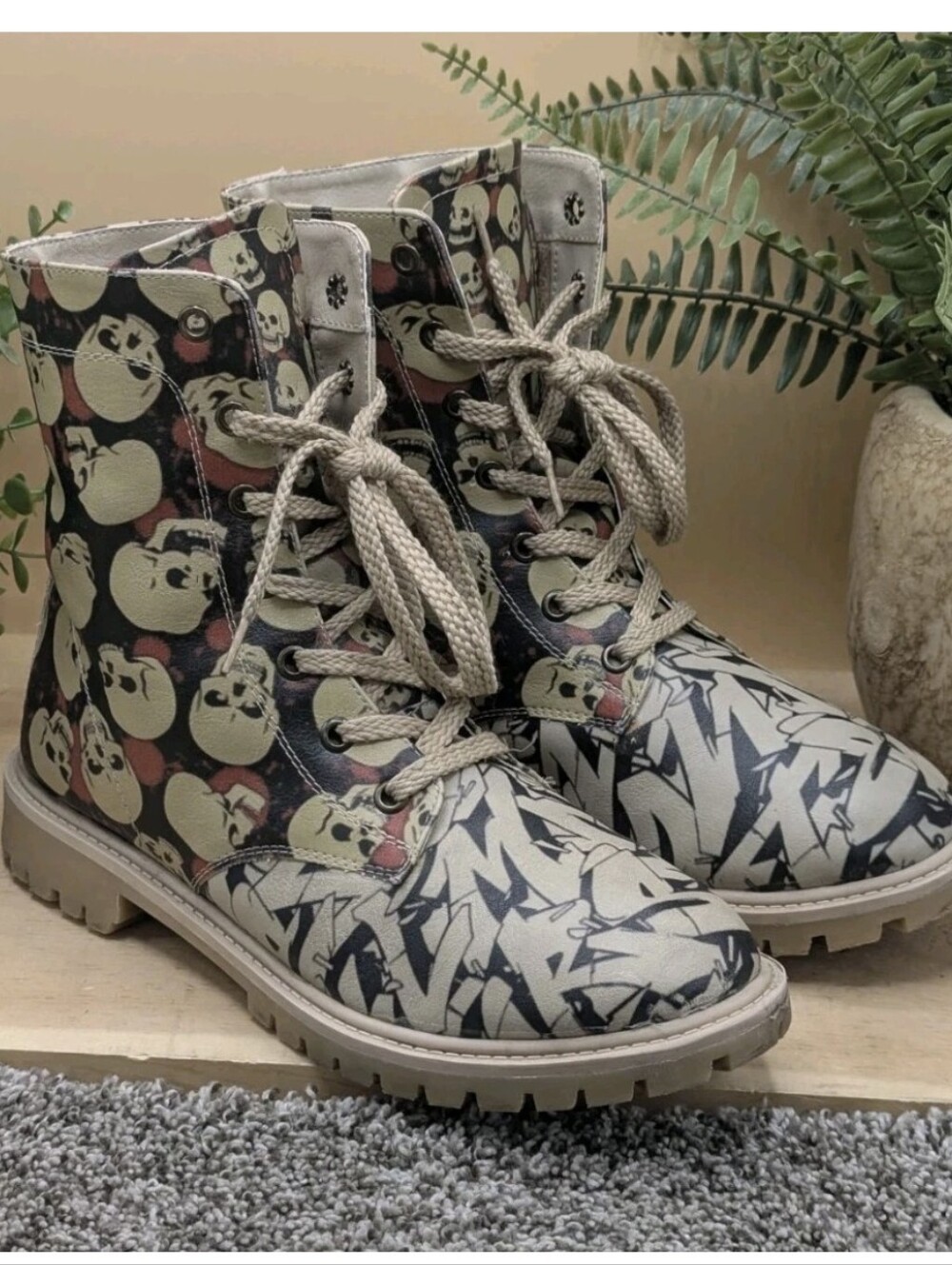 Goby Longboots Women's Size 39 (US 8.5/9) Skull Design Casual Comfort Gothic